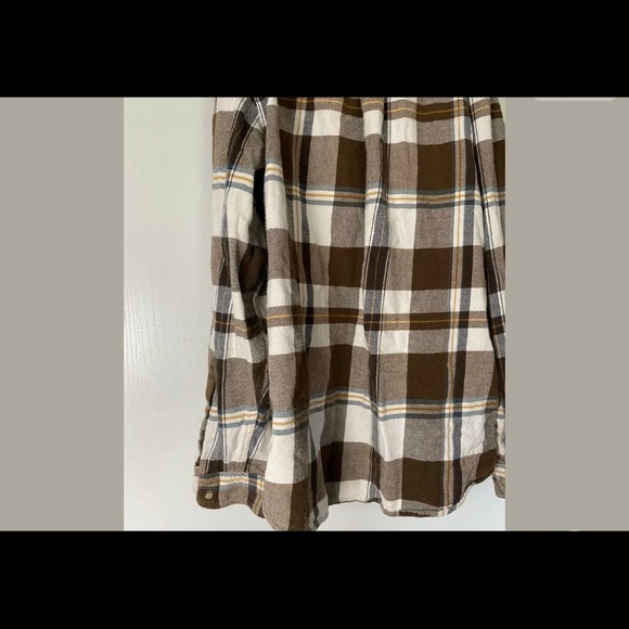 WoolRich Flannel Button Down Long Sleeve - Picture 7 of 7